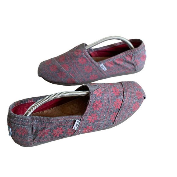 TOMS Snowflake Slip On Flats Gray And Red Size 10.5 - Picture 3 of 6